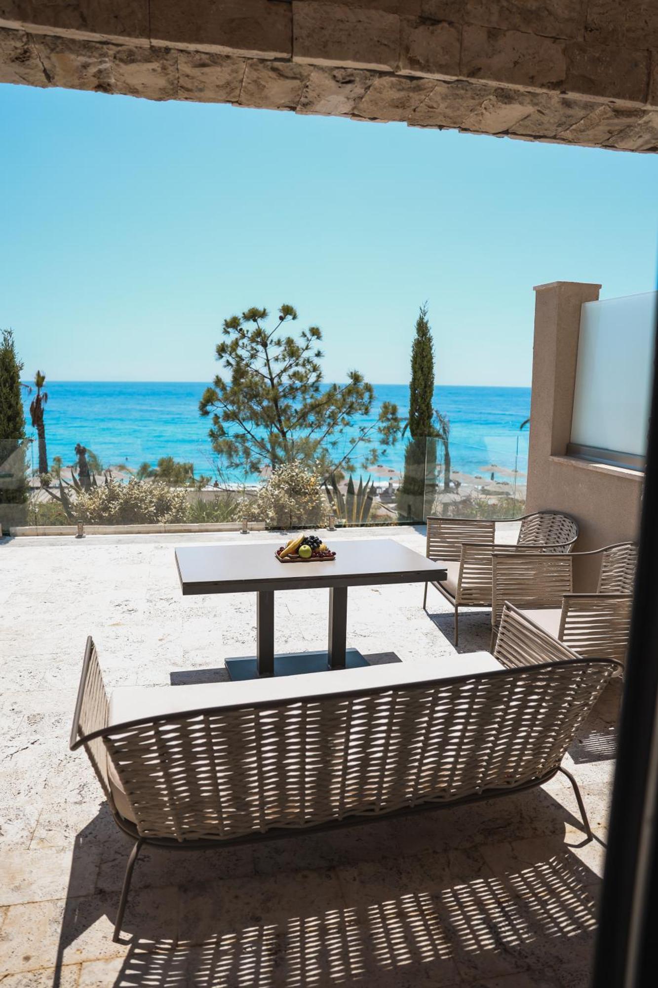 Drymades Inn Resort Dhërmi Esterno foto
