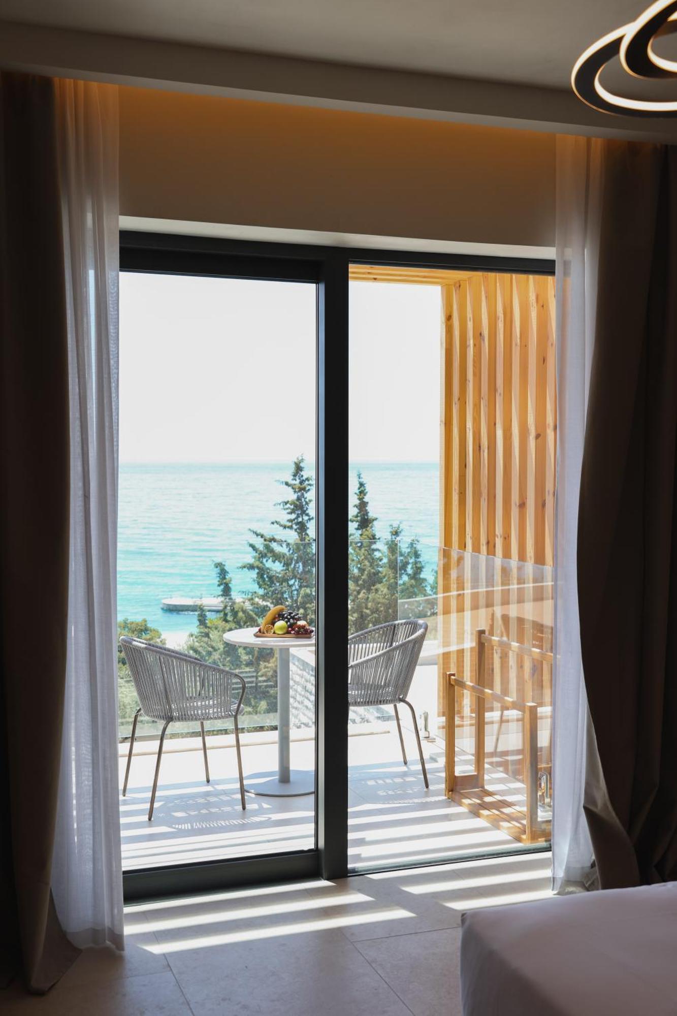 Drymades Inn Resort Dhërmi Esterno foto